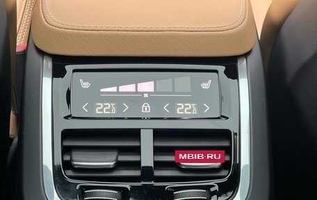 Volvo V90 Cross Country I рестайлинг, 2025 год, 8 500 000 рублей, 34 фотография