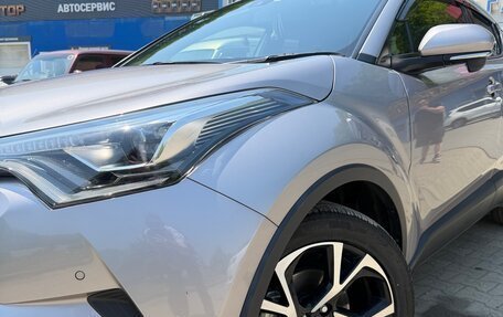 Toyota C-HR I рестайлинг, 2019 год, 2 220 000 рублей, 8 фотография