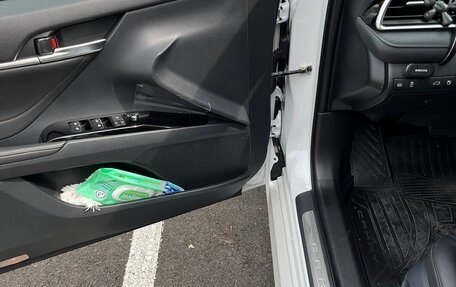 Toyota Camry, 2018 год, 2 670 000 рублей, 11 фотография
