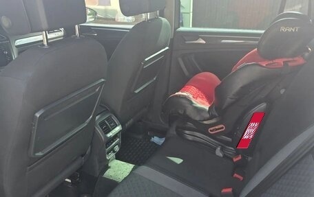 Volkswagen Tiguan II, 2018 год, 2 980 000 рублей, 6 фотография