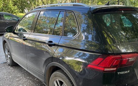 Volkswagen Tiguan II, 2018 год, 2 400 000 рублей, 5 фотография