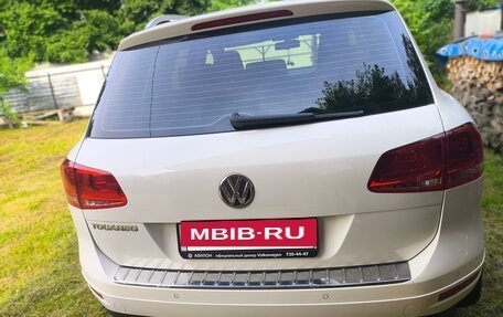 Volkswagen Touareg III, 2011 год, 2 420 000 рублей, 7 фотография
