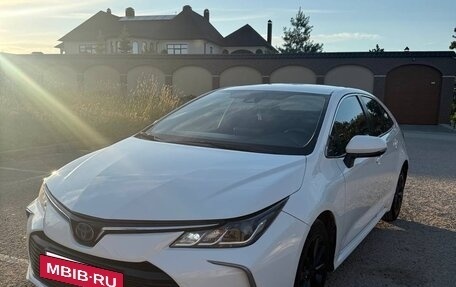Toyota Corolla, 2019 год, 1 950 000 рублей, 8 фотография