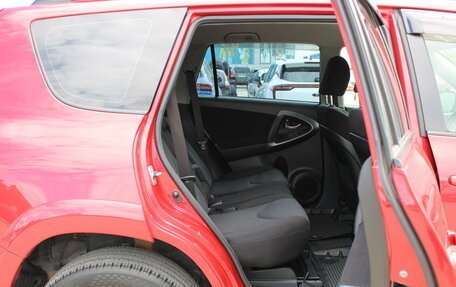 Toyota RAV4, 2011 год, 1 200 000 рублей, 18 фотография
