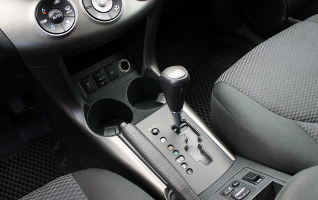 Toyota RAV4, 2011 год, 1 200 000 рублей, 25 фотография