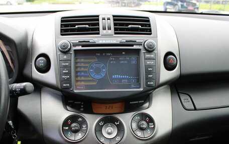 Toyota RAV4, 2011 год, 1 200 000 рублей, 24 фотография