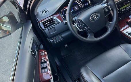 Toyota Camry, 2014 год, 1 650 000 рублей, 4 фотография