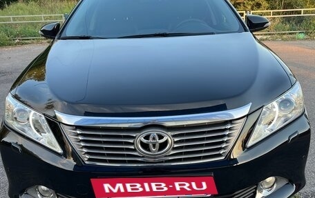 Toyota Camry, 2014 год, 1 650 000 рублей, 2 фотография