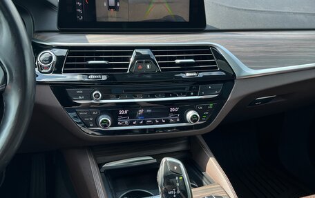 BMW 6 серия, 2017 год, 4 050 000 рублей, 11 фотография