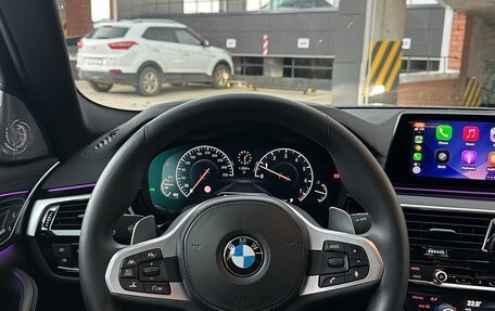 BMW 5 серия, 2018 год, 4 900 000 рублей, 15 фотография