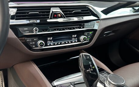 BMW 5 серия, 2018 год, 4 900 000 рублей, 16 фотография
