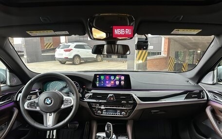 BMW 5 серия, 2018 год, 4 900 000 рублей, 13 фотография