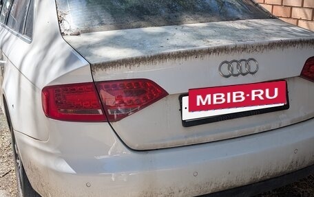 Audi A4, 2011 год, 710 000 рублей, 2 фотография