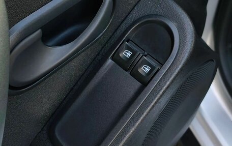 Renault Duster I рестайлинг, 2019 год, 1 070 000 рублей, 13 фотография