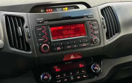 KIA Sportage III, 2011 год, 850 000 рублей, 16 фотография