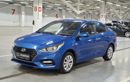 Hyundai Solaris II рестайлинг, 2018 год, 1 050 000 рублей, 1 фотография