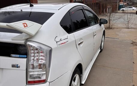 Toyota Prius, 2010 год, 1 000 000 рублей, 3 фотография