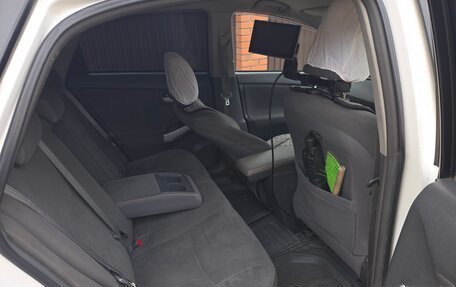 Toyota Prius, 2010 год, 1 000 000 рублей, 12 фотография