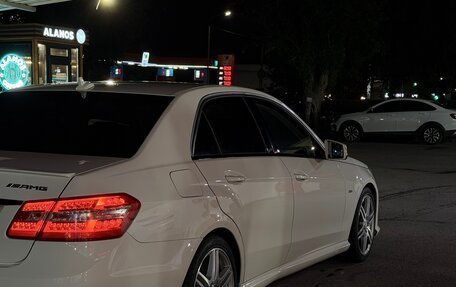 Mercedes-Benz E-Класс, 2011 год, 1 650 000 рублей, 5 фотография