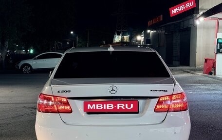 Mercedes-Benz E-Класс, 2011 год, 1 650 000 рублей, 4 фотография
