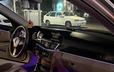 Mercedes-Benz E-Класс, 2011 год, 1 650 000 рублей, 15 фотография