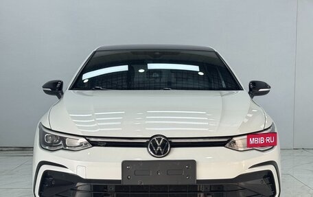 Volkswagen Golf VIII, 2022 год, 1 650 000 рублей, 2 фотография