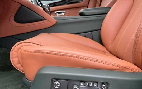 Bentley Bentayga I, 2025 год, 35 500 000 рублей, 6 фотография