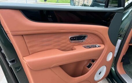 Bentley Bentayga I, 2025 год, 35 500 000 рублей, 11 фотография