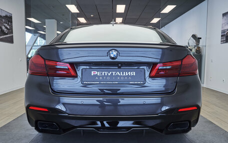BMW 5 серия, 2019 год, 5 900 000 рублей, 5 фотография