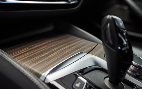BMW 5 серия, 2019 год, 5 900 000 рублей, 21 фотография