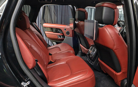 Land Rover Range Rover IV рестайлинг, 2019 год, 5 398 000 рублей, 12 фотография