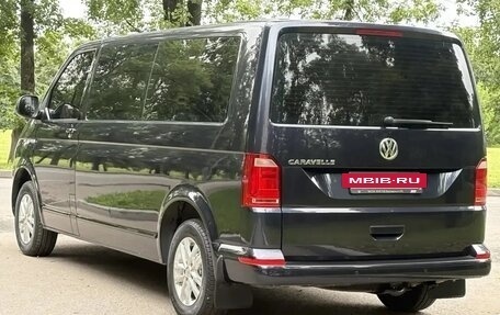 Volkswagen Caravelle T6 рестайлинг, 2019 год, 3 200 000 рублей, 4 фотография
