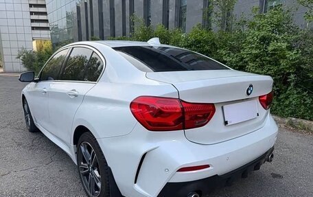 BMW 1 серия, 2023 год, 1 850 000 рублей, 5 фотография