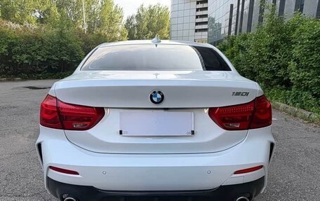 BMW 1 серия, 2023 год, 1 850 000 рублей, 4 фотография
