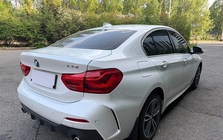 BMW 1 серия, 2023 год, 1 850 000 рублей, 6 фотография