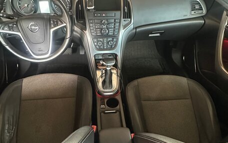 Opel Astra J, 2011 год, 950 000 рублей, 10 фотография