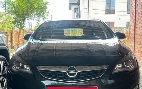 Opel Astra J, 2011 год, 950 000 рублей, 2 фотография