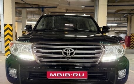 Toyota Land Cruiser 200, 2014 год, 3 500 000 рублей, 2 фотография