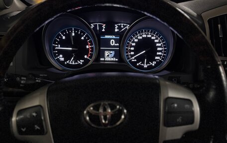 Toyota Land Cruiser 200, 2014 год, 3 500 000 рублей, 14 фотография
