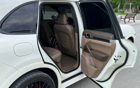 Porsche Cayenne III, 2011 год, 1 950 000 рублей, 10 фотография