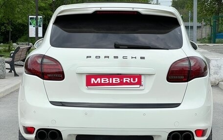 Porsche Cayenne III, 2011 год, 1 950 000 рублей, 26 фотография