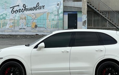 Porsche Cayenne III, 2011 год, 1 950 000 рублей, 30 фотография