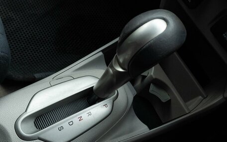 Honda Insight II рестайлинг, 2009 год, 825 000 рублей, 18 фотография