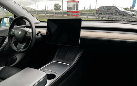 Tesla Model Y I, 2021 год, 3 790 000 рублей, 10 фотография
