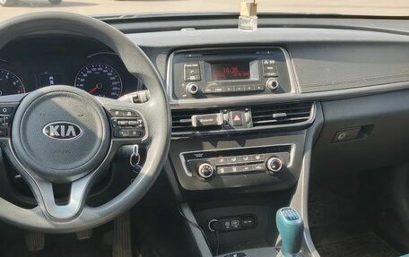 KIA Optima IV, 2018 год, 890 000 рублей, 12 фотография