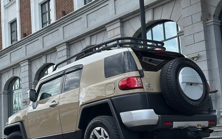 Toyota FJ Cruiser, 2022 год, 6 400 000 рублей, 1 фотография