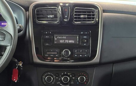 Renault Logan II, 2014 год, 585 000 рублей, 8 фотография