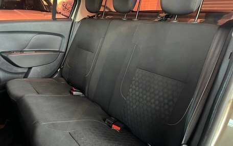 Renault Logan II, 2014 год, 585 000 рублей, 19 фотография