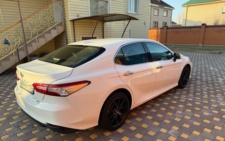 Toyota Camry, 2018 год, 2 850 000 рублей, 3 фотография