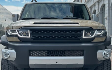 Toyota FJ Cruiser, 2022 год, 6 400 000 рублей, 14 фотография